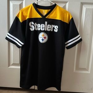 Pittsburgh Steelers plain jersey.  Brand new w/tags. Youth xl, fits women small